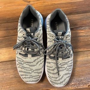 Reebok Active tennis shoes Size 8.5 ‘Rayna’